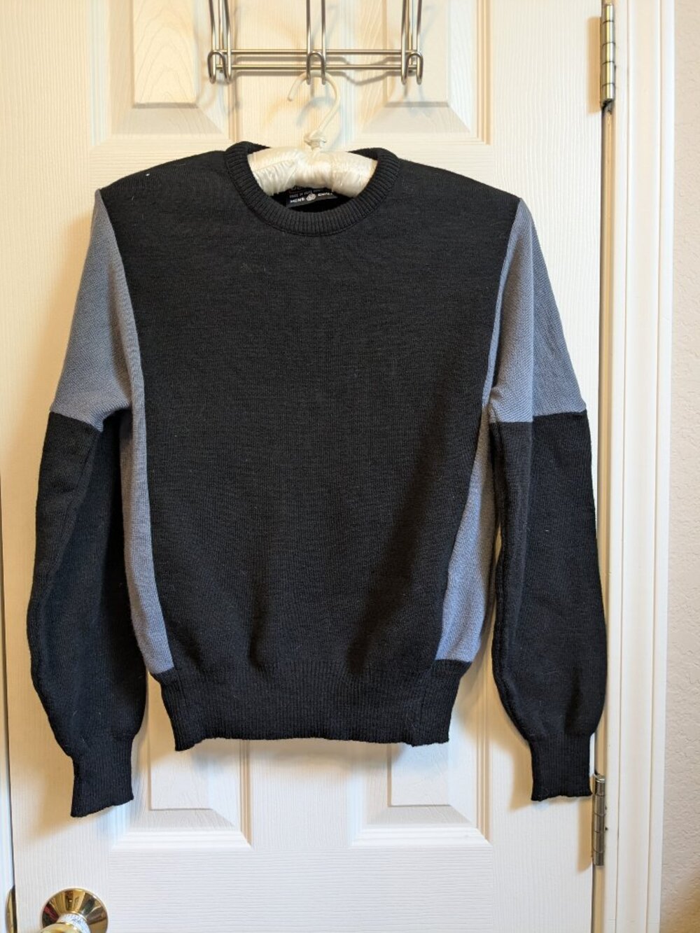 Vintage Demetre Pure Virgin Wool Colorblock Crewneck Sweater